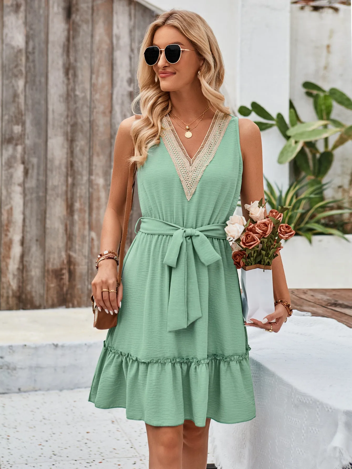 Fresh Style Solid Color V-neck Sleeveless Lace-trimmed Cinched Waist Midi Dress