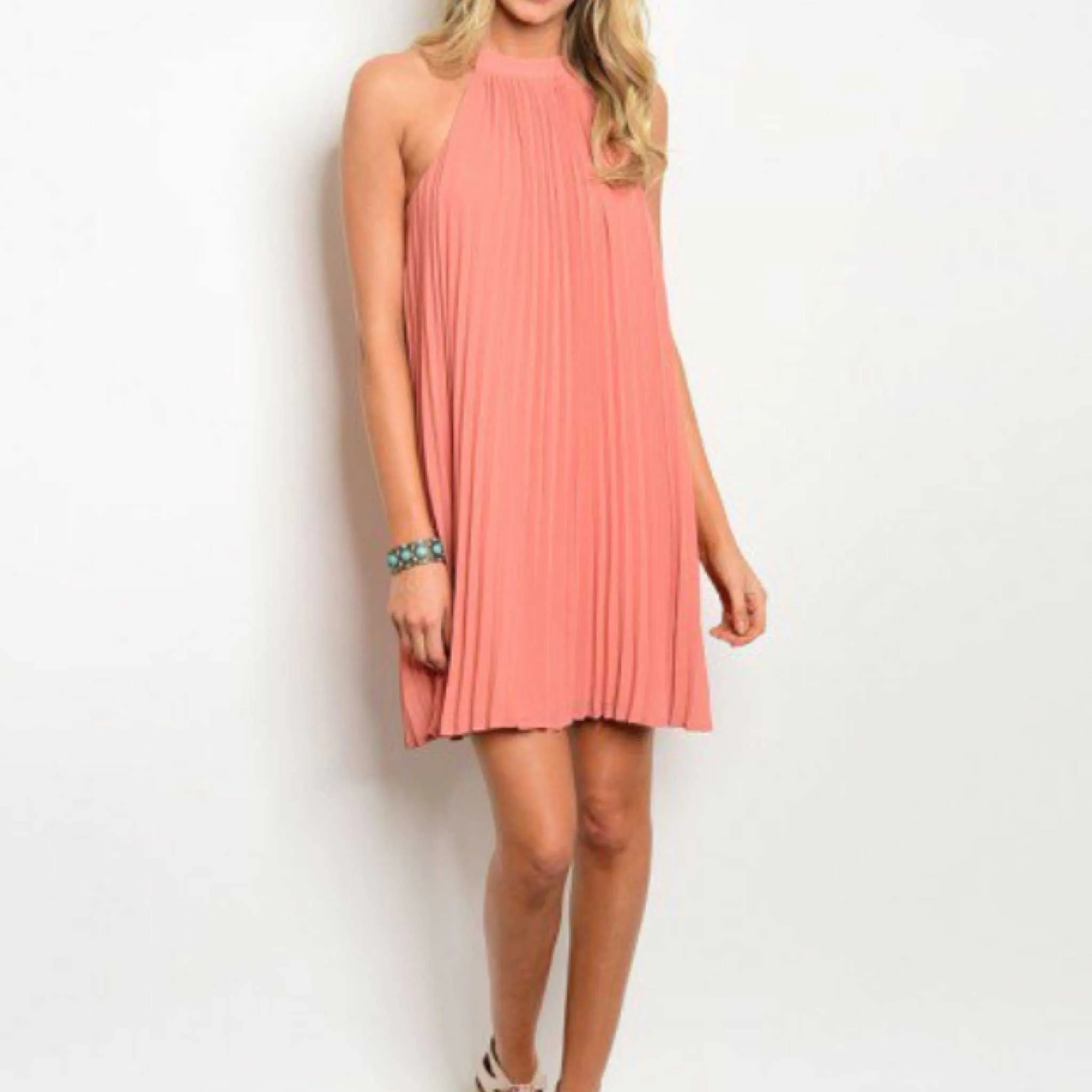 Peach Pleated Halter Dress Entro