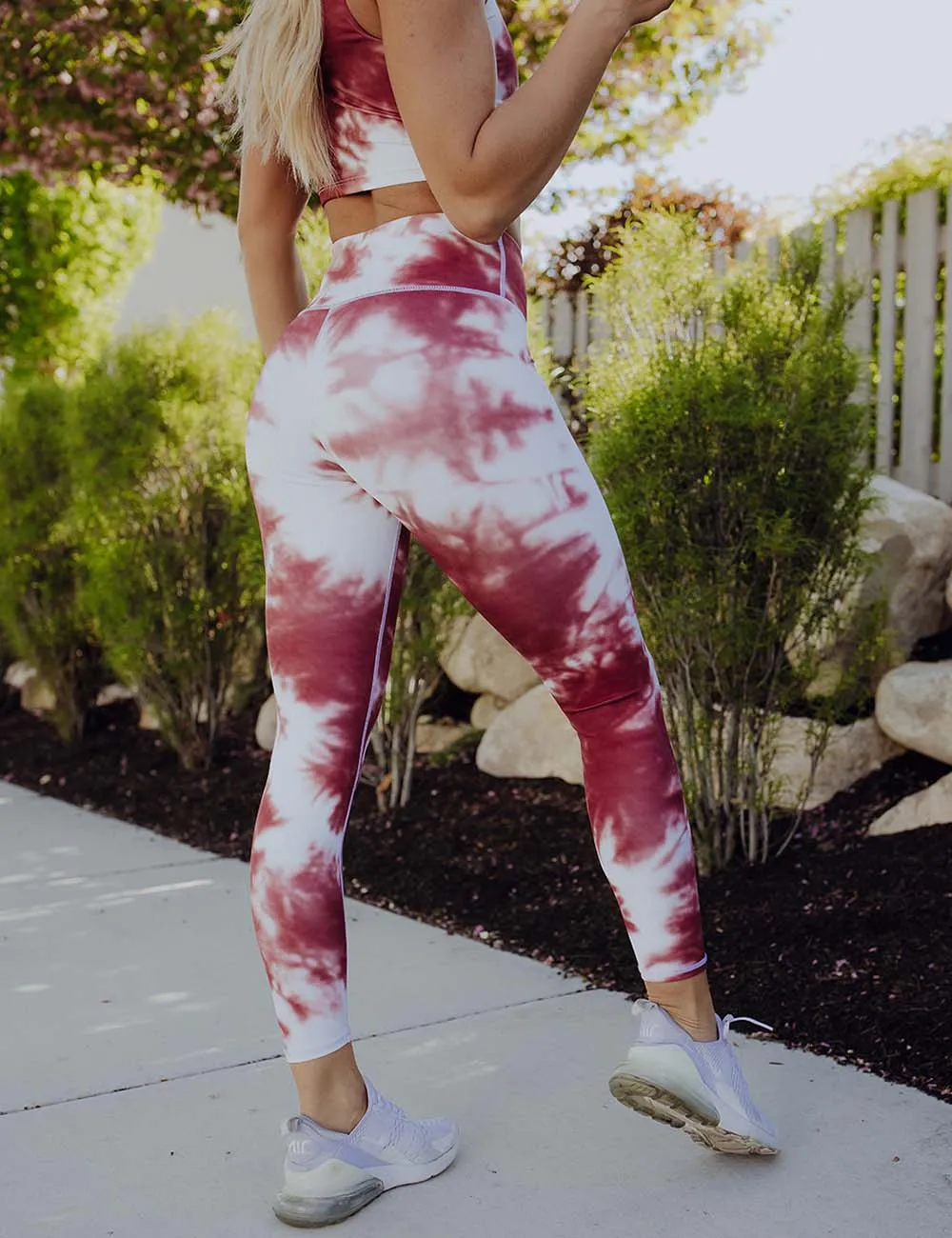 Tie Dye Tendencies Workout Set